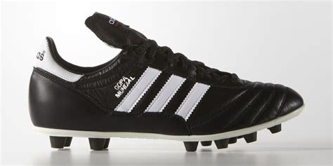 adidas voetbalschoenen voor brede voet|Top 12 Voetbalschoenen voor Brede Voeten.